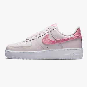 Nike Air Force 1 '07. Paisley + Pink. Size 8.